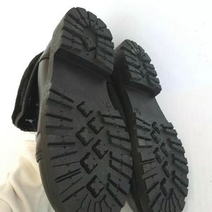 Bota para el frío size 7 nuevo